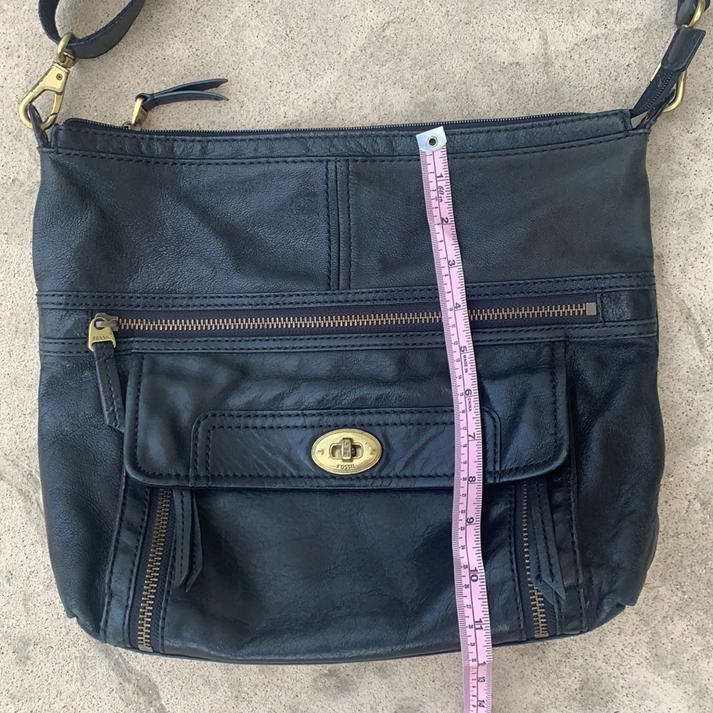 Fossil Large Black Leather Crossbody Purse - Picture 13 of 15